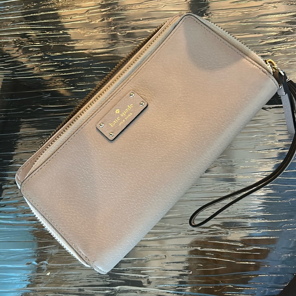 Kate Spade Anita Grove Street Double Zip Leather Wristlet Large Wallet Almondine